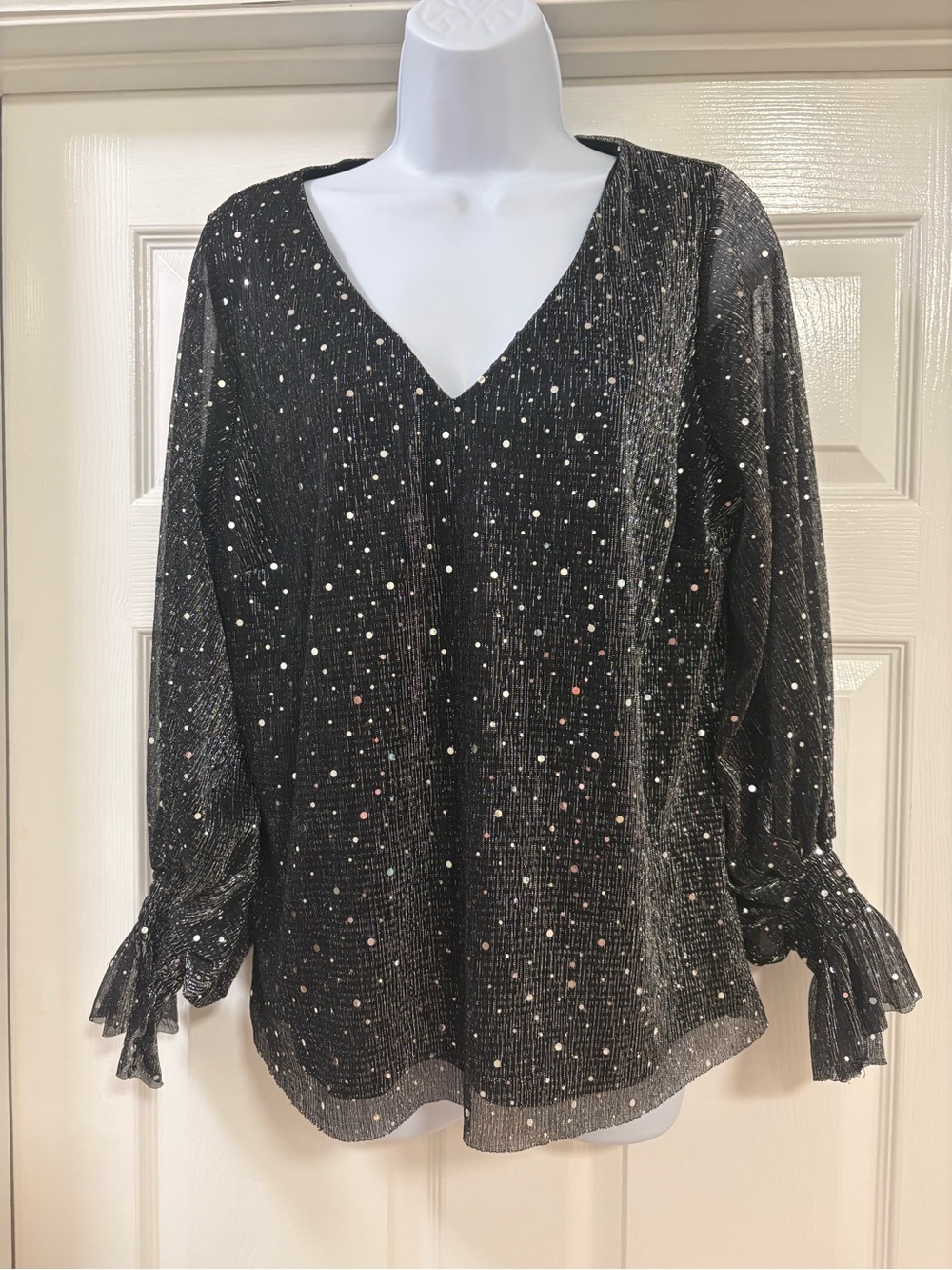 Cece Women's Sequin Polka Dot Balloon Sleeve Blouse in Black.